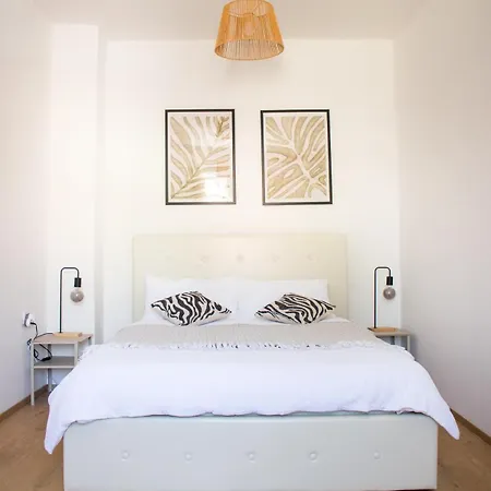 Urban Jungle 2 - Free Parking *