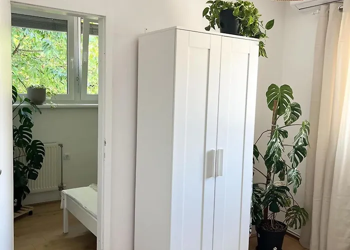 Urban Jungle 2 - Free Parking Apartament *