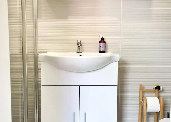 Urban Jungle 2 - Free Parking Apartament *