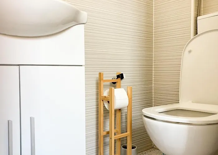 Urban Jungle 2 - Free Parking Apartament